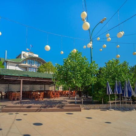 President Resort Hotel Bic Bagian luar foto