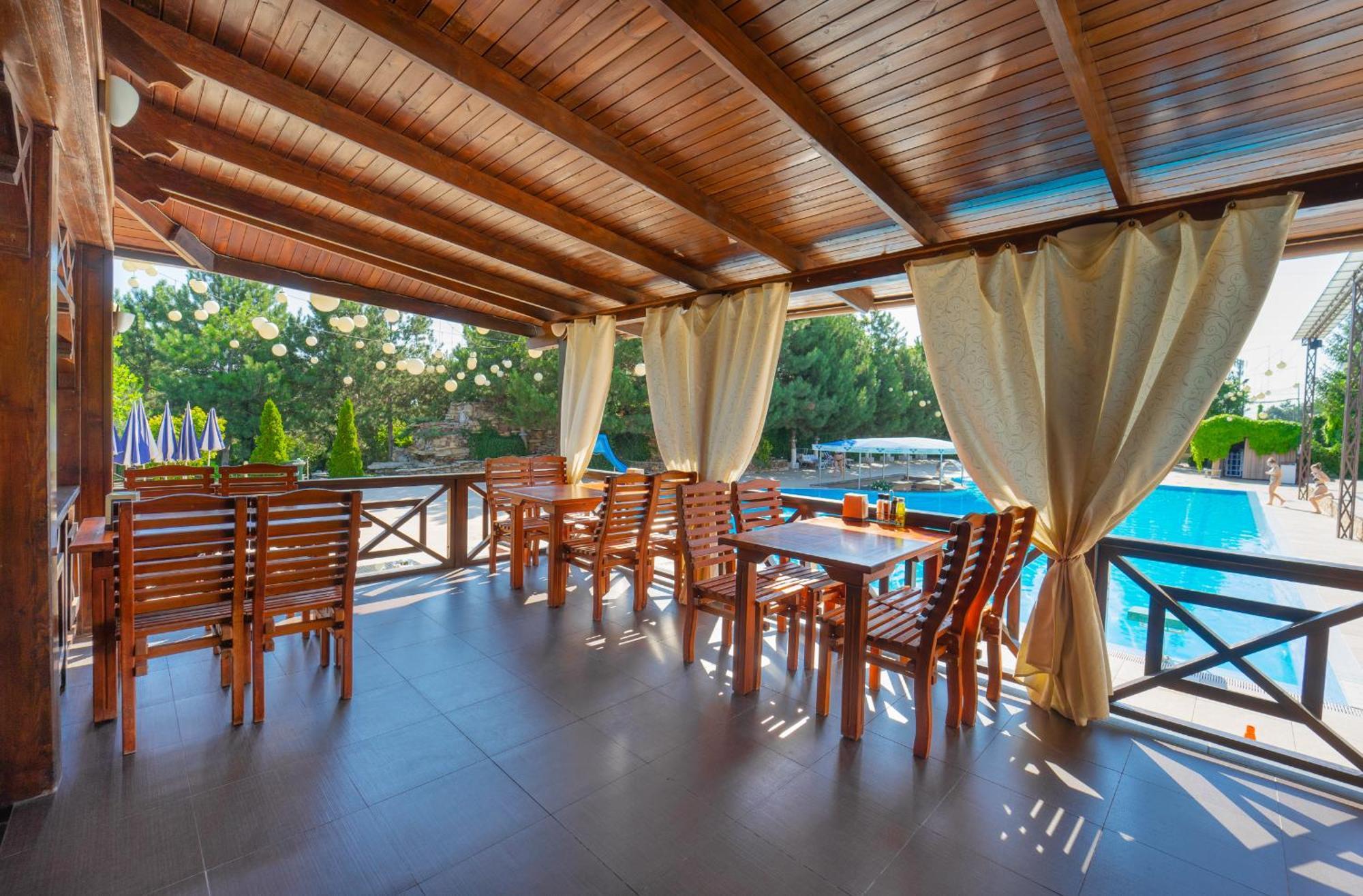 President Resort Hotel Bic Bagian luar foto
